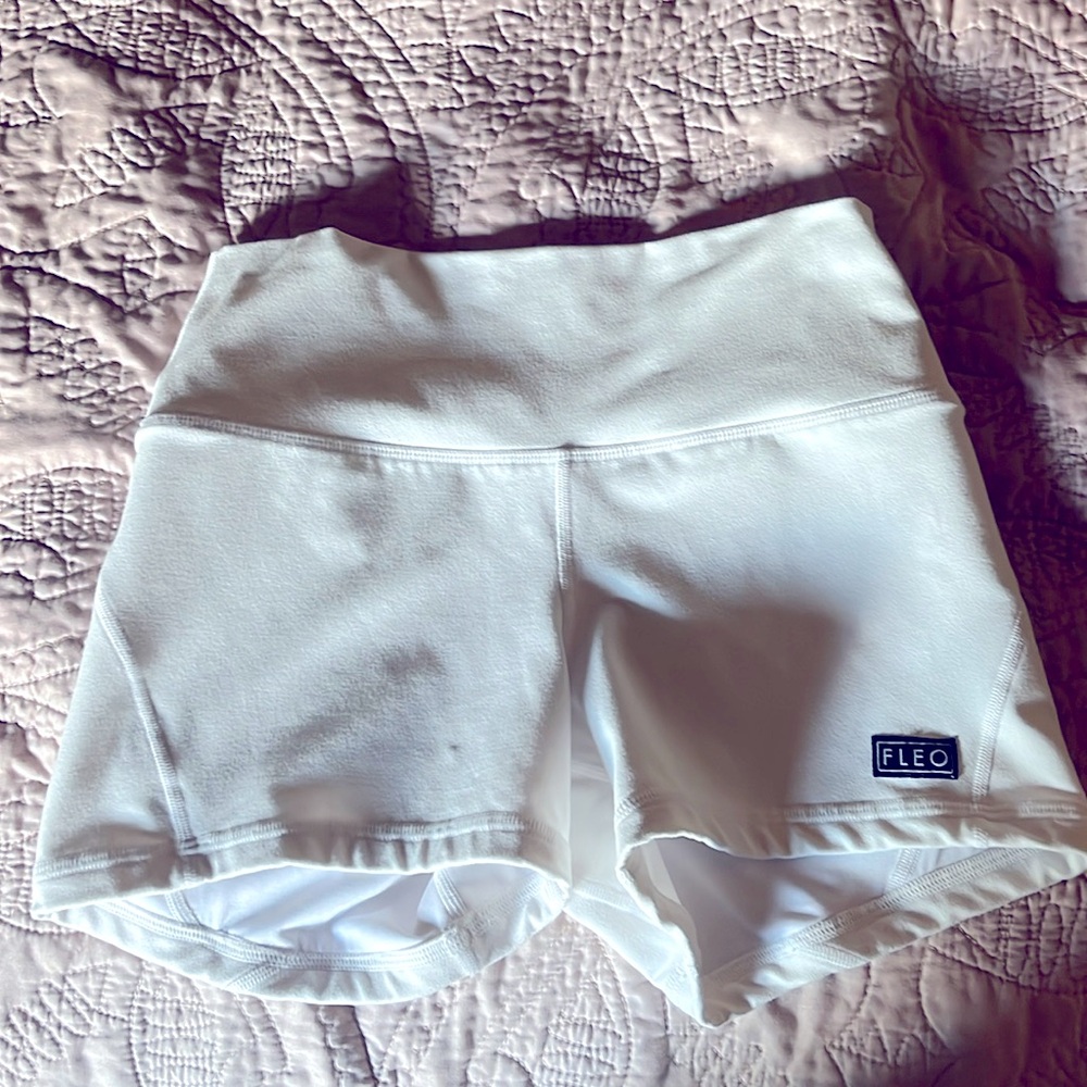 Fleo apex short